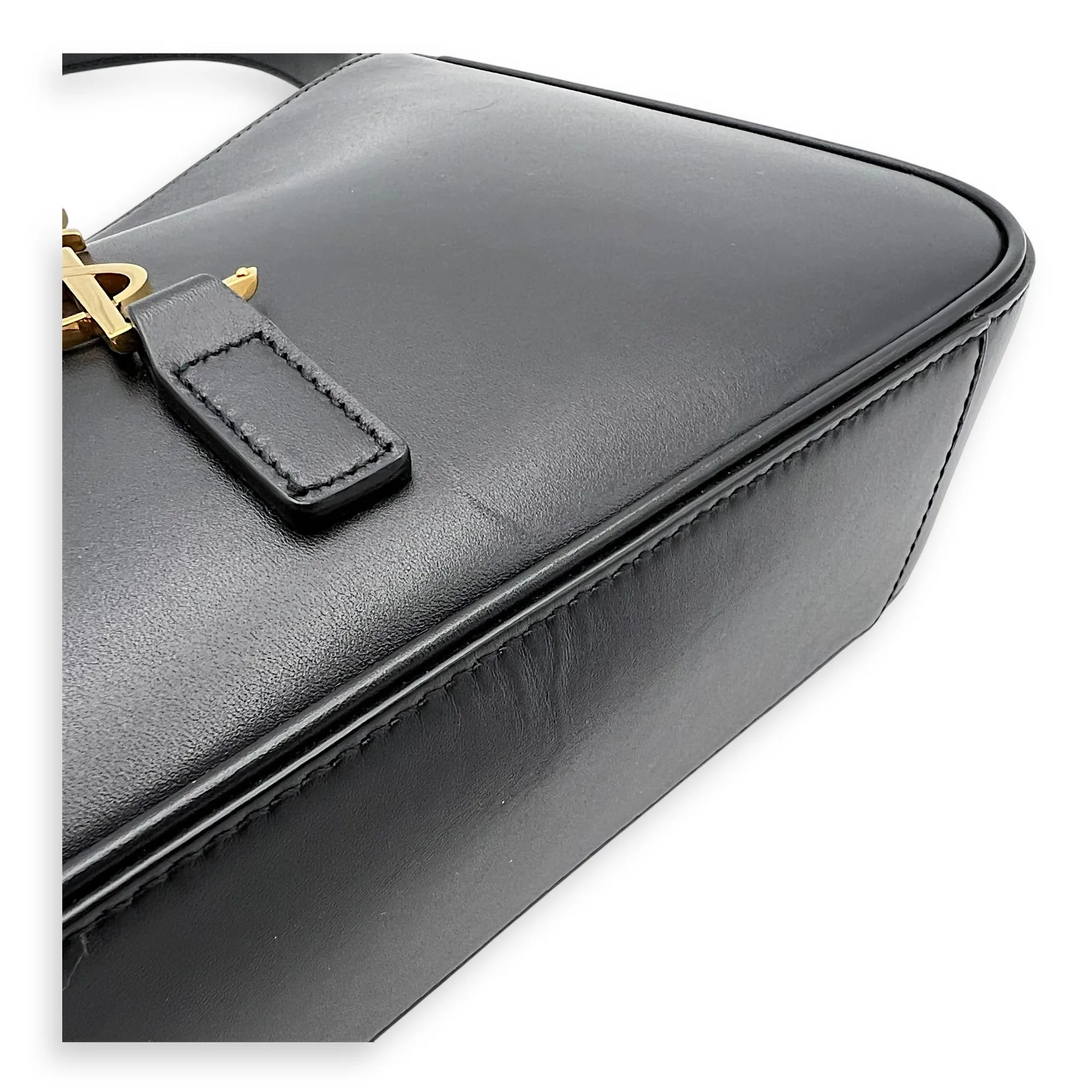 Le 5 A 7 Shoulder Bag Black in Calfskin, Gold hardware